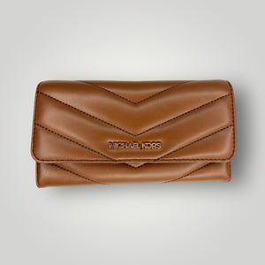 Cartera Michael Kors – Estilo Sofisticado en Piel Suave