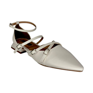 2944158 liza / Zapato tipo flat blanco con tiras cruzadas