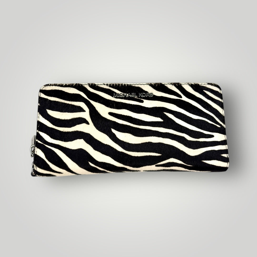 Cartera Grande Michael Kors – Estilo Salvaje con Elegancia